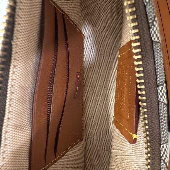 Coach x Observed by Us Swinger 20 - Picture 7 of 7